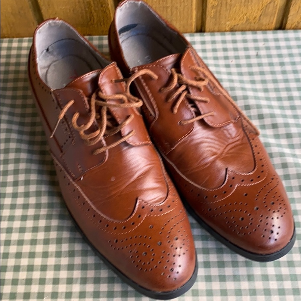 Deerstags w/memory foam Wingtip Size 10